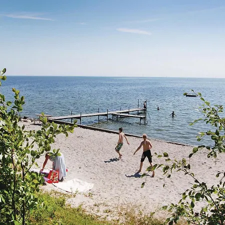 Feriehus Two-bedroom Holiday In